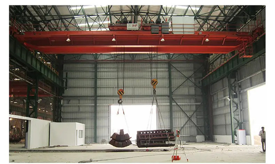 Lukisan Kuning Double Girder Eot Crane Kapasitas 20ton Dengan Hoist Trolley
