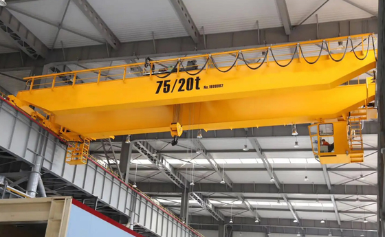 Gaya Eropa 50/10Ton Double Hook Overhead Bridge Crane Untuk Pabrik