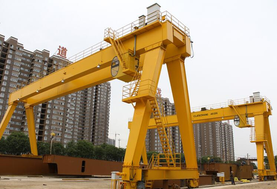 42M Span Trussed Type Gantry Crane Kapasitas 75ton Di Galangan Kapal