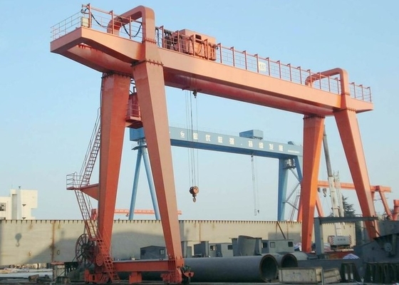 50/10 Ton Double Beam Wheeled Gantry Crane 38.5m/Min Kontrol Kabin