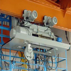 6-20m Lift Tinggi Foundry Single Girder Overhead Crane Dengan Pelindung Tahan Panas