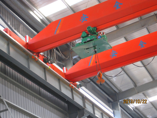 6-20m Lift Tinggi Foundry Single Girder Overhead Crane Dengan Pelindung Tahan Panas