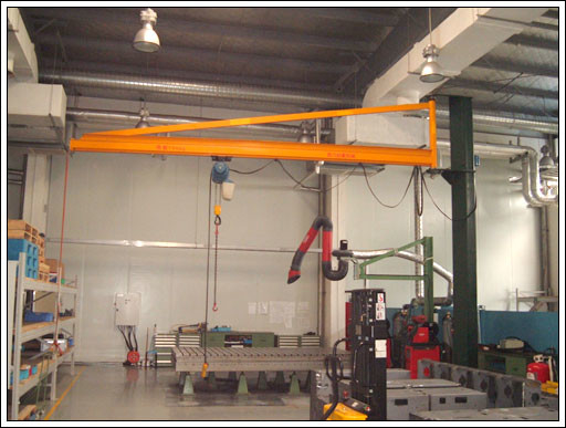 BZ0.5 Ke BZ8 Dock Wall Bepergian Jib Crane Gerakan Panjang Tanpa Ruang Lantai