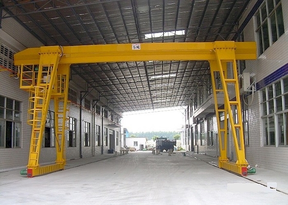 20m / Min 7,5m-35m Span Single Girder Gantry Crane Aplikasi Lebar