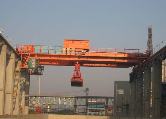 Disesuaikan 10T Hingga 32/5T Double Girder Overhead Crane 6m-30m Tinggi Angkat