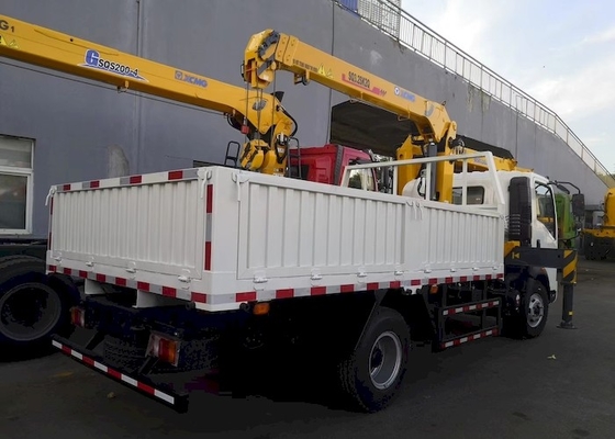 Truk Efisiensi Tinggi Dipasang Boom Crane 75km/H 88km/H 8 Ton Crane Truck