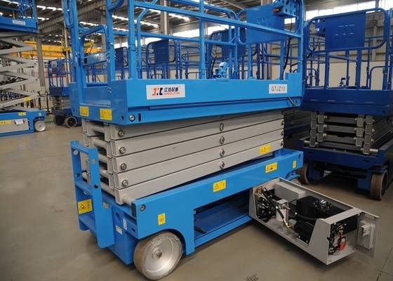 Platform Pengangkat Hidraulik 14m 450kg Seluler Dengan Level Alarm Balance Valve