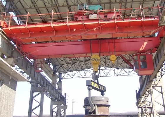 Q345B Material Foundry Ladle Crane Besi Pengecoran Logam Overhead Crane Cair Cair Sendok