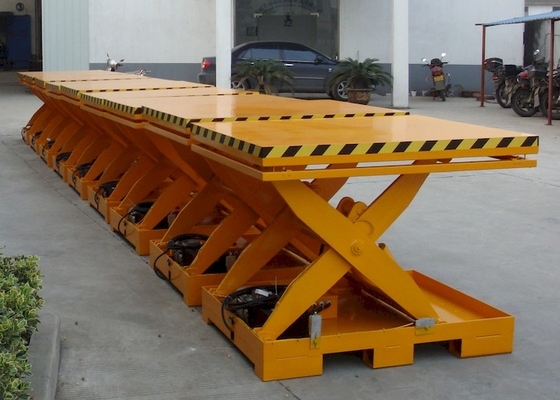 1000kg Sampai 3000kg Angkat Gunting Hidraulik Stabil Di Lini Produksi Pabrik