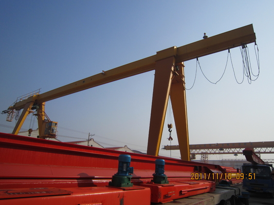 Derek Gantry 10 Ton Luar Ruangan