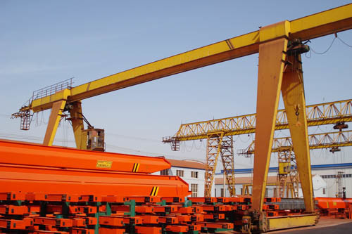 Jenis Truss Electric Hoist Bepergian Gantry Crane Single Girder Pendant Control