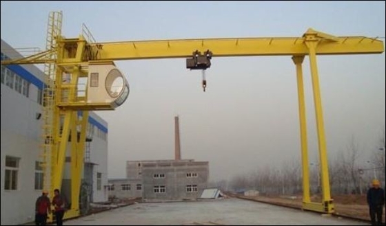 Jenis Truss Electric Hoist Bepergian Gantry Crane Single Girder Pendant Control