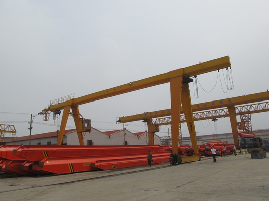 Jenis Truss Electric Hoist Bepergian Gantry Crane Single Girder Pendant Control