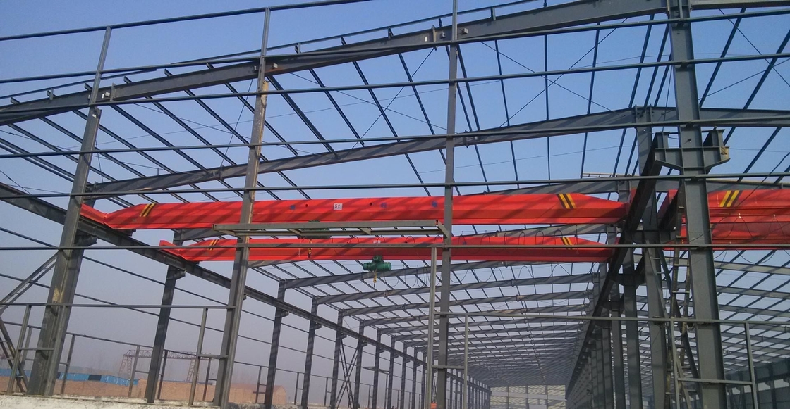 Rentang 7.5-31.5m Single Girder EOT Crane 10 Ton Overhead Crane 220V~480V Untuk Pabrik