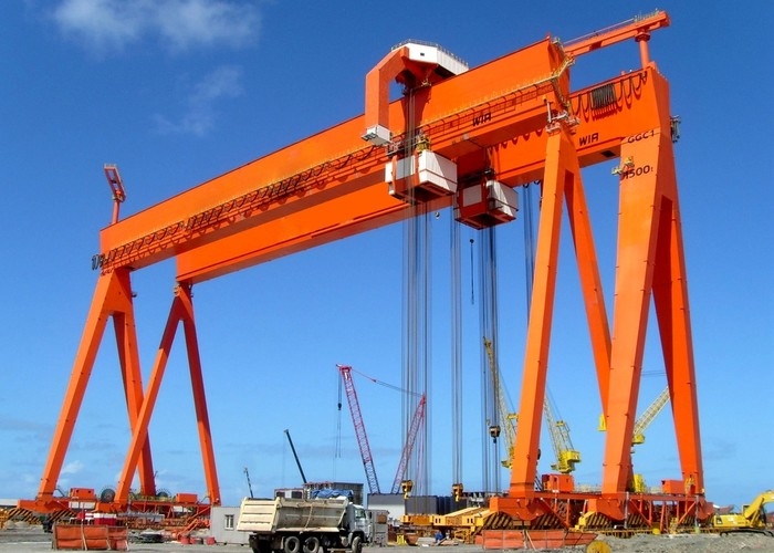 ODM Workshop Electric Double Girder Gantry Crane Untuk Pemuatan Material