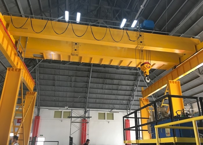 OEM ODM IP55 IP65 Double Girder Overhead Crane Kontrol Kabin 10 Ton Eot Crane